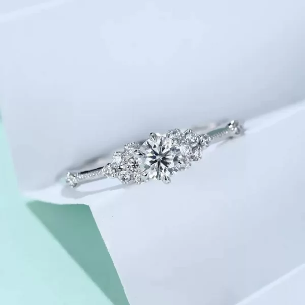 Cluster Vintage Engagement Diamond Ring SS0016