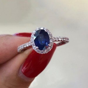 0.80 Karat Oval Safir Ve Pırlanta Klasik Yüzük SS0217